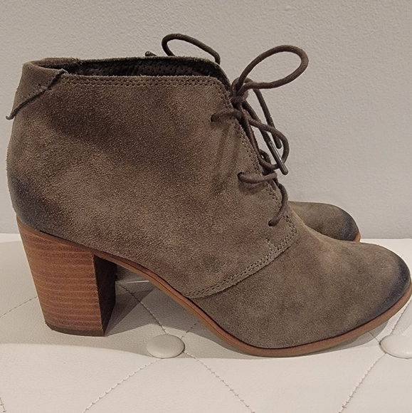 Toms Women's Size 9.5 Lunata Stacked Heel Burnished Suede Lace Up Ankle Boots - Picture 9 of 14